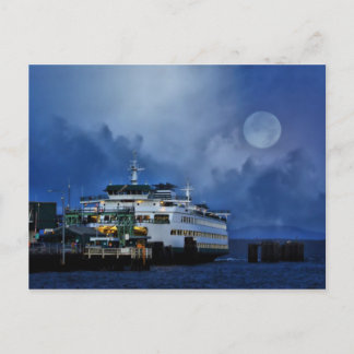 Ferry bajo la postal de la luna