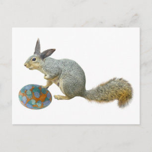 Festiva Ardilla de Pascua con la postal del huevo
