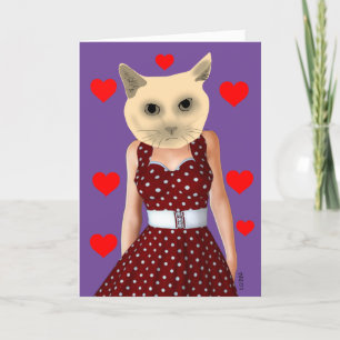 FESTIVA DIVA CAT USANDO UNA TARJETA DE AYUDA DE VESTIDO