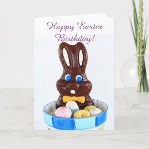 Festiva Feliz cumpleaños de Pascua Bunny y tarjeta de salu