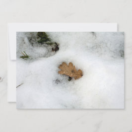 Festiva Hoja de roble en la nevada Tarjeta de vacaciones