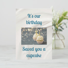 Festiva Tarjeta de cumpleaños gemela