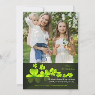 Festiva Tarjeta de felicitación fotográfica Green Shamrock