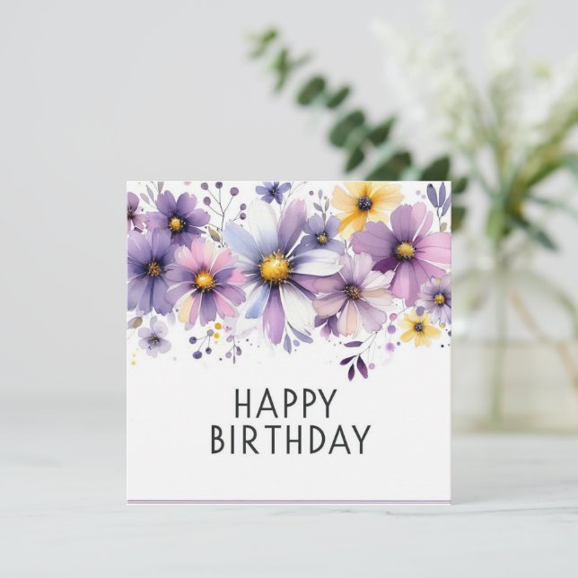 Festiva tarjeta de feliz cumpleaños flores moradas (Anverso de pie)