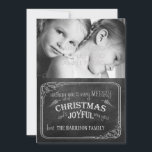 Festiva Tarjeta de foto navideña Chalkboard//franjas rojas<br><div class="desc">Tarjeta de foto navideña Chalkboard//franjas rojas</div>