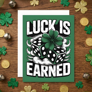 Festiva Tarjeta de trébol de dados del día de San Patricio