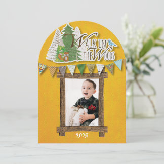 Festiva Tarjeta de vacaciones de bosque acogedor Ornamenta