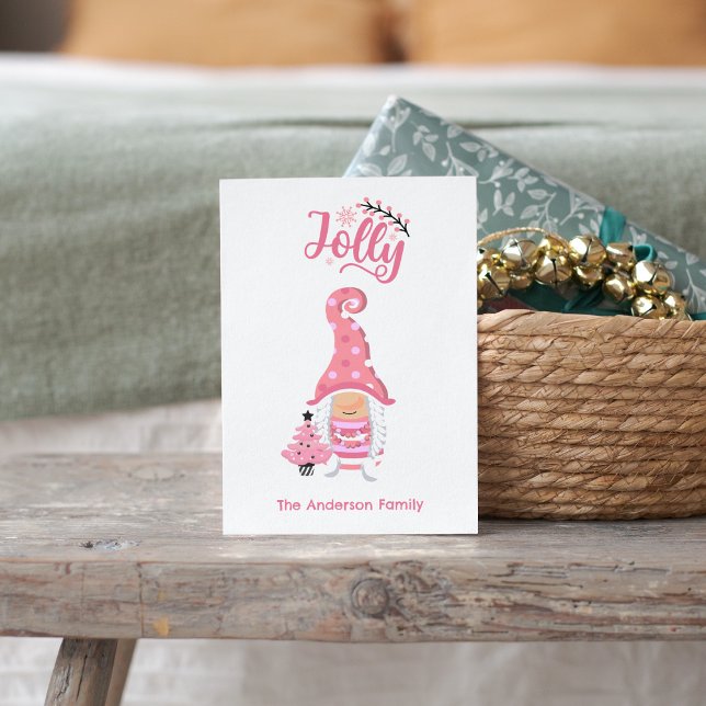 Festiva Tarjeta de vacaciones Gnome Chica de jolly rosada  (Pink Christmas Girl Gnome With Winer Hat Jolly Holiday Card - Personalized Festive Greeting)