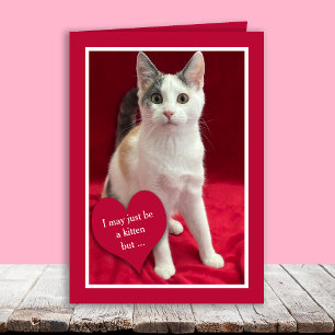 Festiva Tarjeta divertida de San Valentín con gatito adora