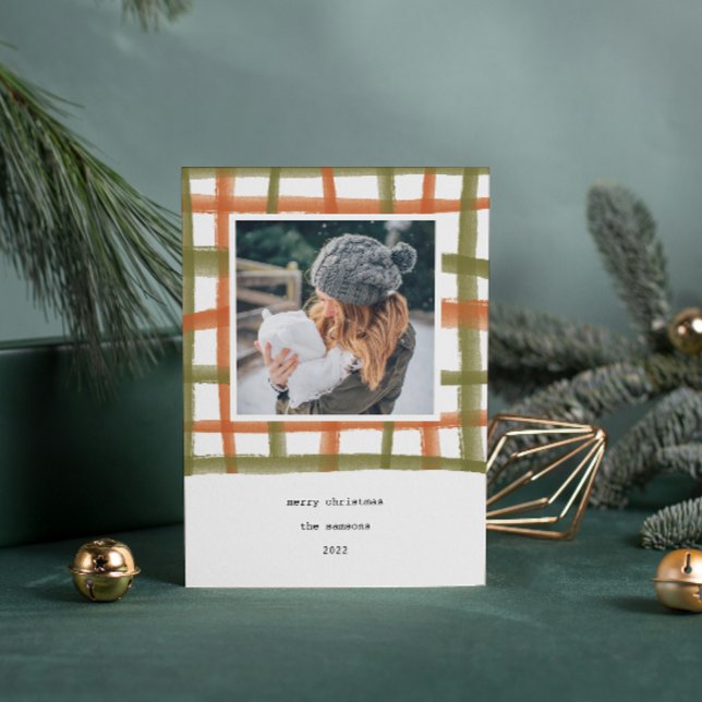 Festiva Tarjeta fotográfica de vacaciones en aula | A (Watercolor painted classroom plaid photo Christmas card.)