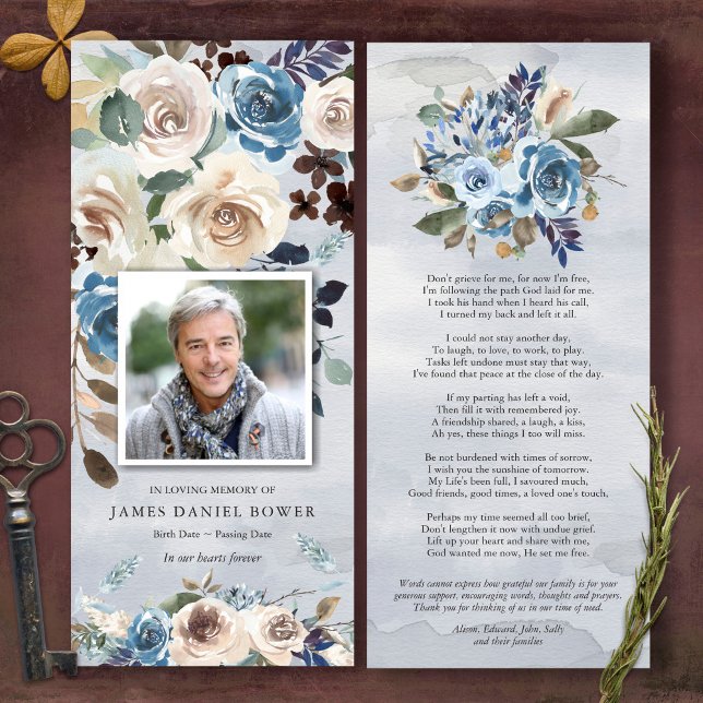 Festividad de la celebración funeraria de la vida. (Celebration of life, Forever in our hearts, In loving memory floral photo funeral thank you card)