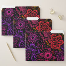 Modelo tropical floral de la mariposa colorida