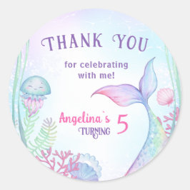 Fiesta de cumpleaños clásica de Pegatina redondo.