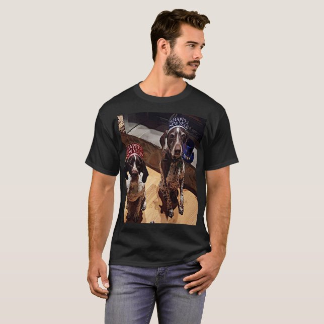 Fiesta de Nochevieja guarda camiseta oscura básica (Anverso completo)