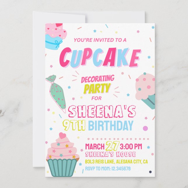 Fiesta de tarta decorando invitación de cumpleaños (Anverso)