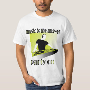 Fiesta en camiseta de DJ Y CLUB