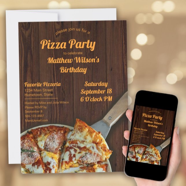 Fiesta Pizza Cumpleaños Invitación a la Madera Rús (Pizza Party Birthday Invitations with a rustic wood background for a child, teen, or adult birthday.)