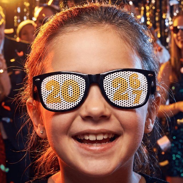 Fiesta Retro 67 gafas de año nuevo para 2026 y 2027 (Subido por el creador)