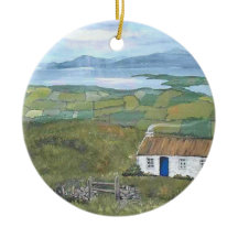 Fiestas de árboles navideños con adornos irlandese