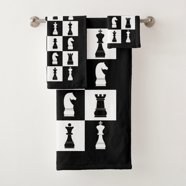 Figuras de ajedrez en blanco y negro (In situ)