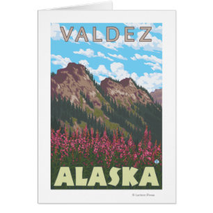 Fireweed y montañas - Valdez, Alaska