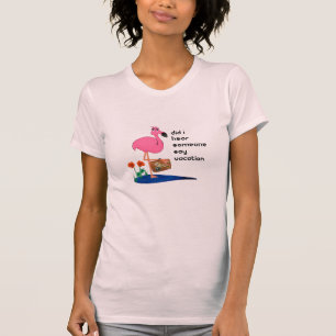 Flamenco divertido en la camiseta de las