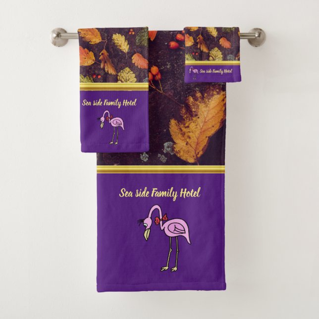 Flamencos rosados románticos con hojas de otoño (In situ)