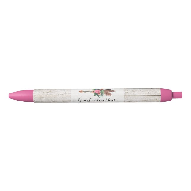 Flecha de pluma bohemia y rosa sobre madera blanca (Anverso)