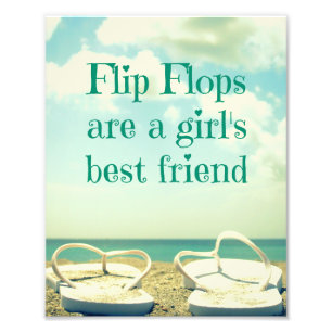 Flips-flopes en la foto de la playa