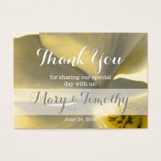 Flor artística en tonos amarillos - Gracias