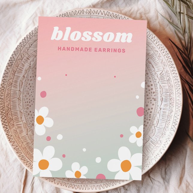 Flor de fresa fuente retro fuente tarjeta de ancla (Strawberry blossom retro font pink earring card)