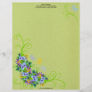 Flor de la primavera con el papel con membrete de
