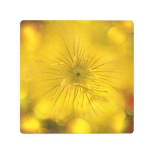 Flor metalizado de Bokeh del amarillo del arte de