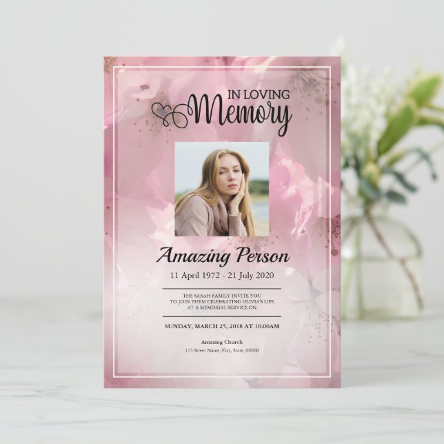 Flor rosa Funeral orden de servicio Invitación (Anverso de pie)
