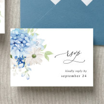 Floral azul y blanca con carne RSVP