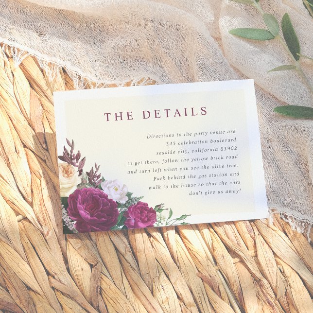 Floral de borgoña y crema para la tarjeta de gabin (Subido por el creador)