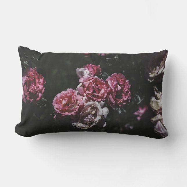 Floral de medianoche, floral oscura, almohada góti (Anverso)
