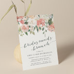 Floral de verano medio | Invitación a Brunch de la<br><div class="desc">La elegante y moderna invitación al brunch floral de la dama de honor incluye un ramo de suaves rosas de acuarela pastel, peonías e hidrangeas en tonos rosas, melocotón y crema, con hojas botánicas verdes y eucalipto. Personalice con sus detalles de brunch de damas de honor en elegantes letras azules...</div>