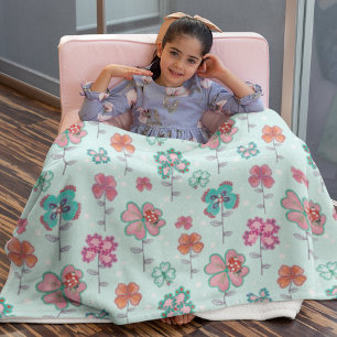 Floral Lucky Clover   Mantas de fresa