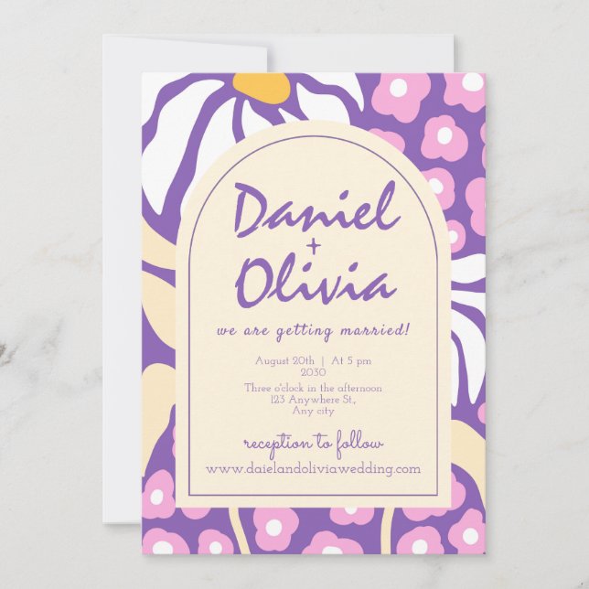 Floral retro púrpura con invitación a matrimonio Q (Anverso)