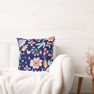 Floral y mariposa en Cojín decorativo de primavera