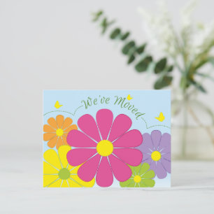 Flores alegres y coloridas que hemos movido postal