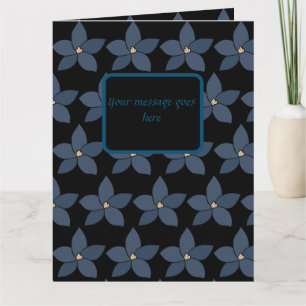 Flores azules asombrosas en la tarjeta de saludos 