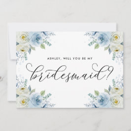 Flores azules y blancas serán mi dama de honor