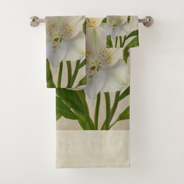 Flores de alstomería blanca (In situ)