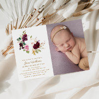 Flores de baya y rubor Baptismo foto Invitación