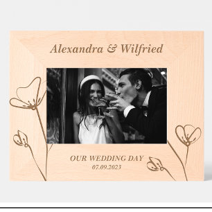 Flores de bodas elegantes marcos de madera Persona