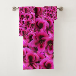 Flores de geranio magenta,