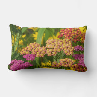 Flores de jardín coloridas almohada lumbar