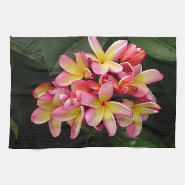 Flores de plumeria rosa y amarilla toalla de mano (Horizontal)